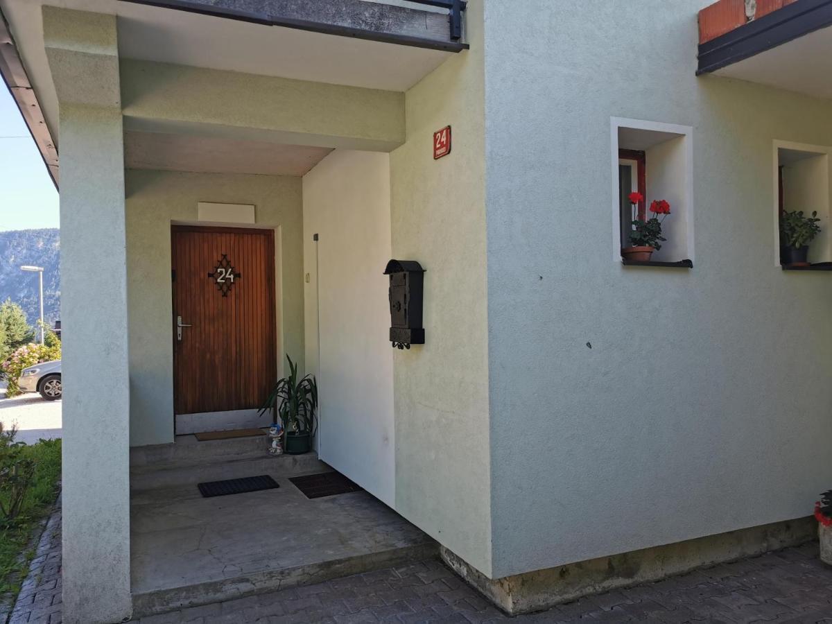 Apartma Rekar - A House, Where You Can Relax In The Embrace Of Nature Jesenice Luaran gambar