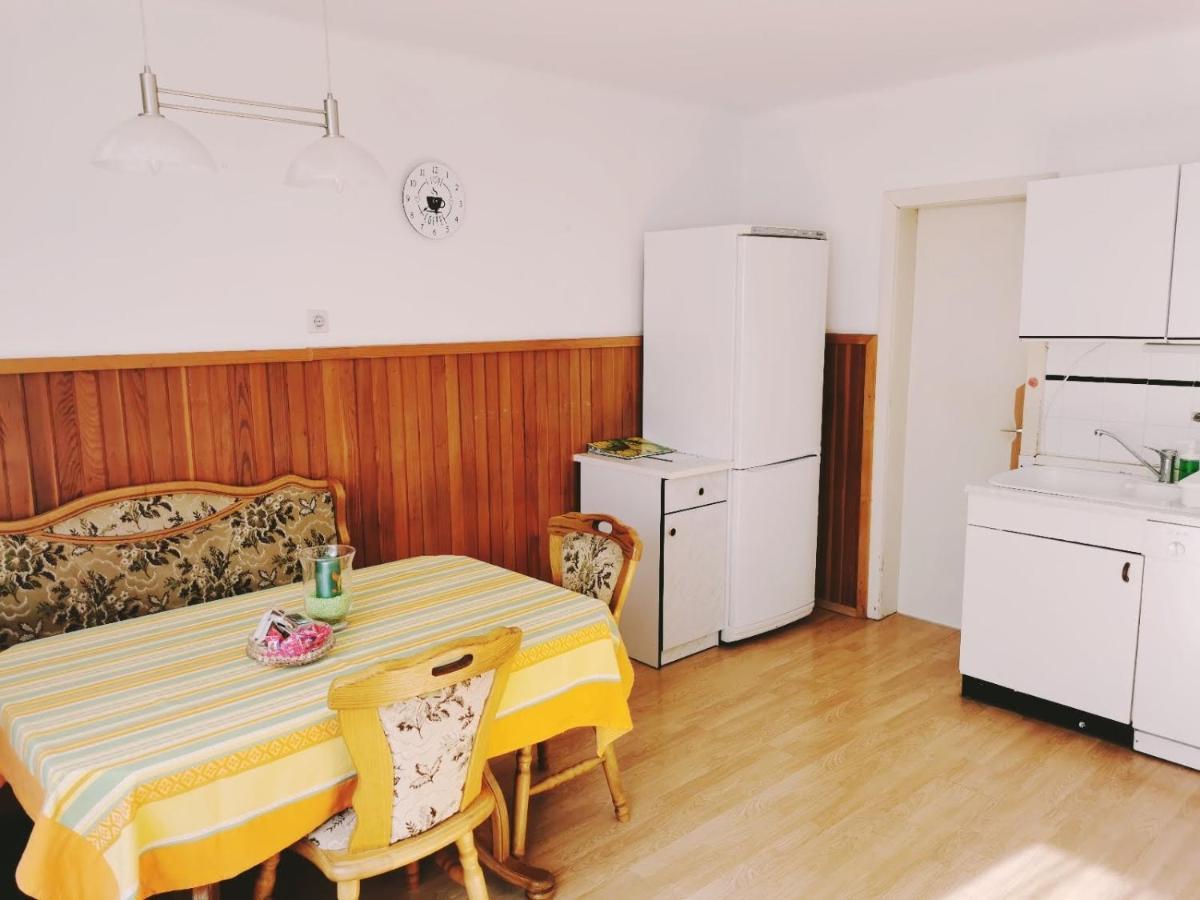 Apartma Rekar - A House, Where You Can Relax In The Embrace Of Nature Jesenice Luaran gambar