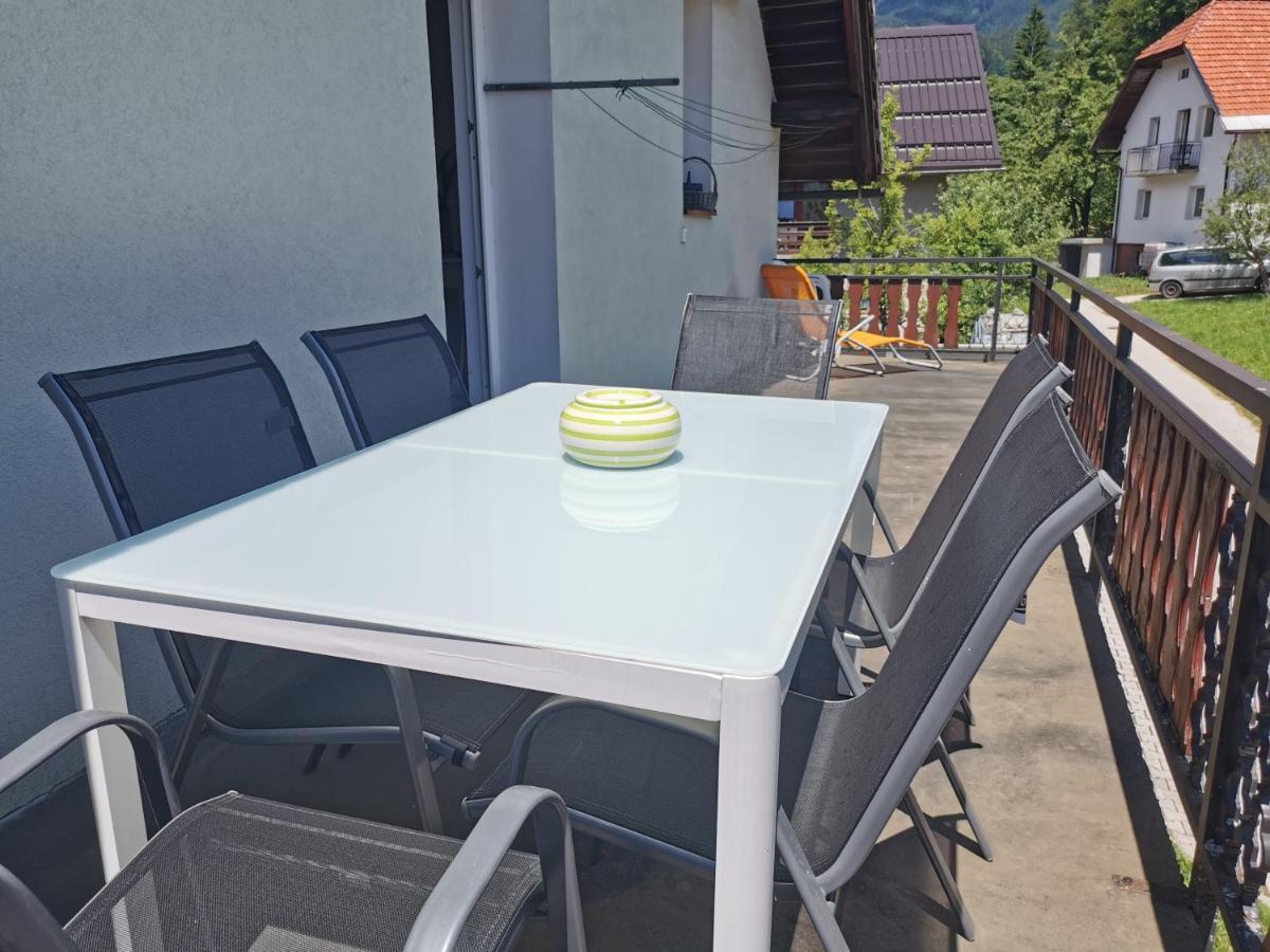 Apartma Rekar - A House, Where You Can Relax In The Embrace Of Nature Jesenice Luaran gambar
